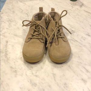 Suede Chukas NWOT